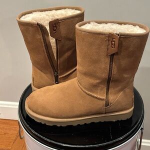 Women’s UGG Bailey Boots